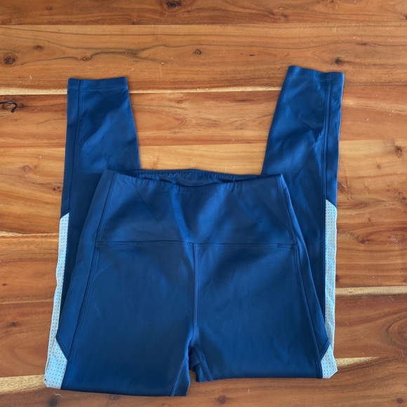 Zyia Activewear Mesh Navy Blue 7/8 Cropped Length Leggings - Picture 3 of 4